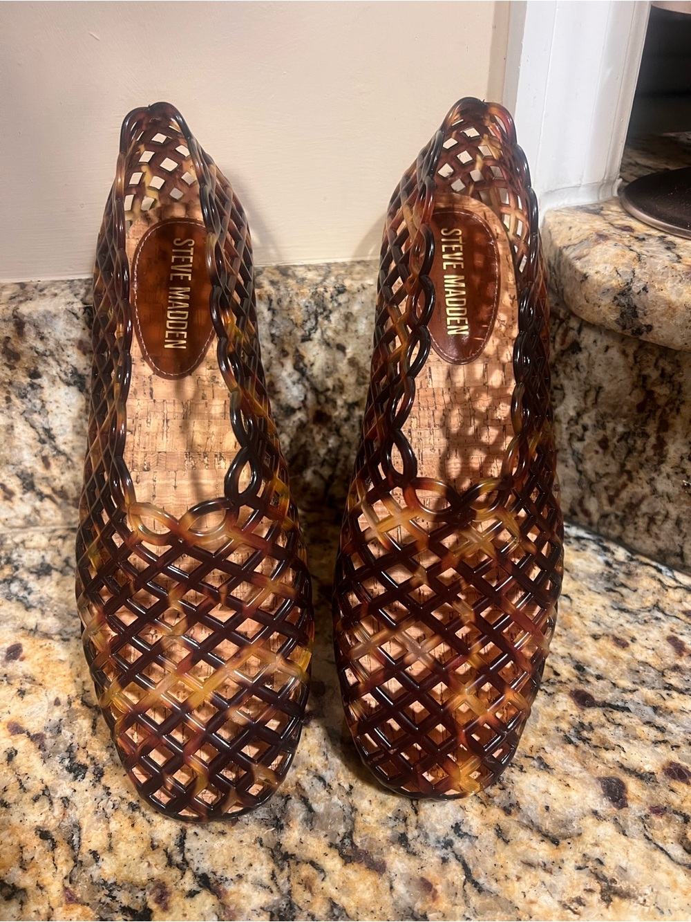 Steve Madden Brown Tortoiseshell Woven Jelly Flats
